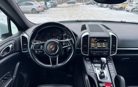 Porsche Cayenne III, 2015 год, 2 850 000 рублей, 16 фотография