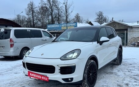Porsche Cayenne III, 2015 год, 2 850 000 рублей, 7 фотография