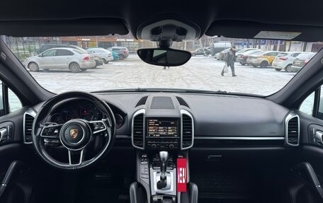 Porsche Cayenne III, 2015 год, 2 850 000 рублей, 15 фотография