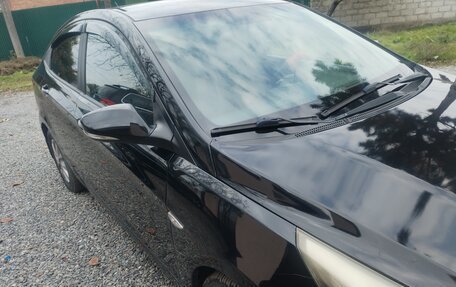 Hyundai Solaris II рестайлинг, 2014 год, 890 000 рублей, 4 фотография