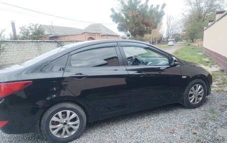 Hyundai Solaris II рестайлинг, 2014 год, 890 000 рублей, 10 фотография