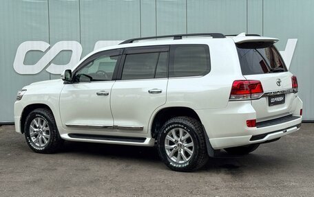 Toyota Land Cruiser 200, 2016 год, 4 199 000 рублей, 2 фотография