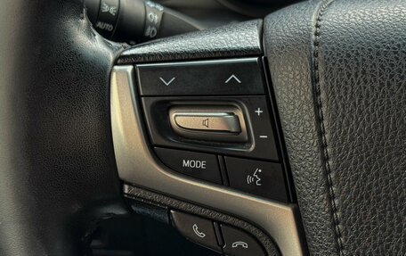 Toyota Land Cruiser 200, 2016 год, 4 199 000 рублей, 17 фотография