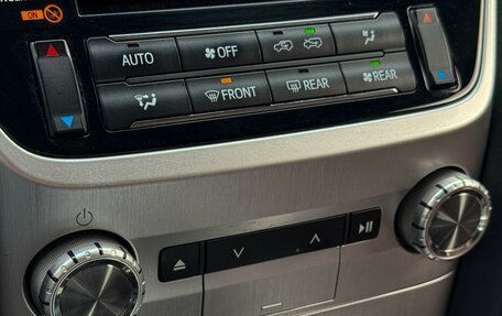 Toyota Land Cruiser 200, 2016 год, 4 199 000 рублей, 27 фотография