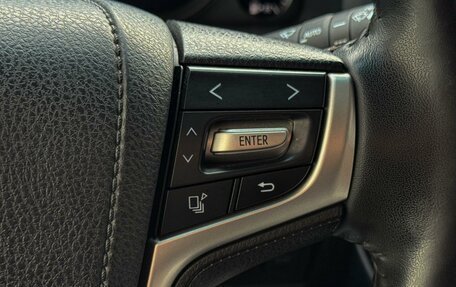 Toyota Land Cruiser 200, 2016 год, 4 199 000 рублей, 20 фотография