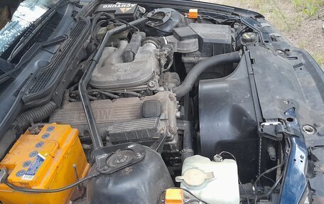 BMW 3 серия, 1992 год, 350 000 рублей, 11 фотография