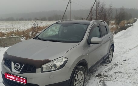 Nissan Qashqai, 2011 год, 940 000 рублей, 3 фотография
