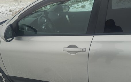 Nissan Qashqai, 2011 год, 940 000 рублей, 27 фотография