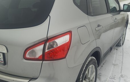 Nissan Qashqai, 2011 год, 940 000 рублей, 33 фотография