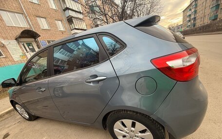 KIA Rio III рестайлинг, 2013 год, 900 000 рублей, 5 фотография