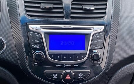 Hyundai Solaris II рестайлинг, 2012 год, 845 000 рублей, 23 фотография