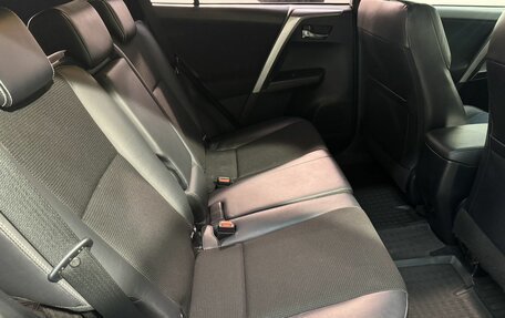 Toyota RAV4, 2016 год, 2 899 800 рублей, 4 фотография