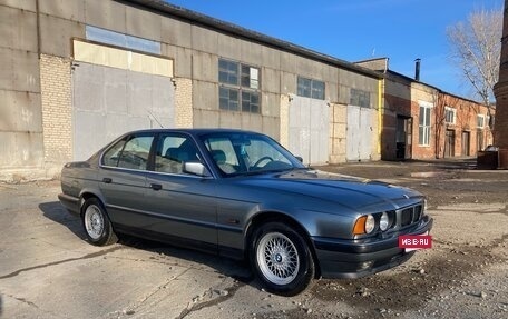 BMW 5 серия, 1992 год, 800 000 рублей, 2 фотография