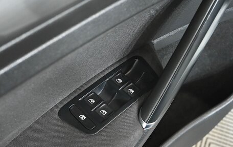 Volkswagen Golf VII, 2019 год, 1 450 000 рублей, 16 фотография