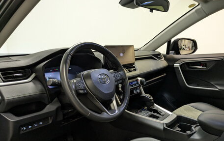 Toyota RAV4, 2023 год, 3 995 000 рублей, 16 фотография