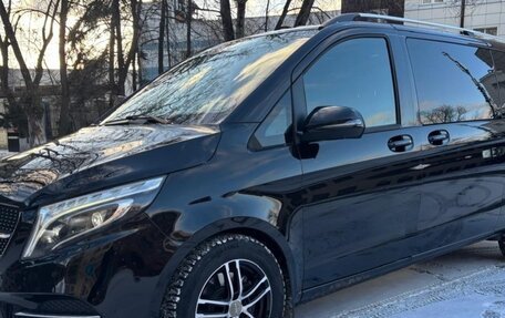 Mercedes-Benz V-Класс, 2020 год, 16 000 000 рублей, 2 фотография