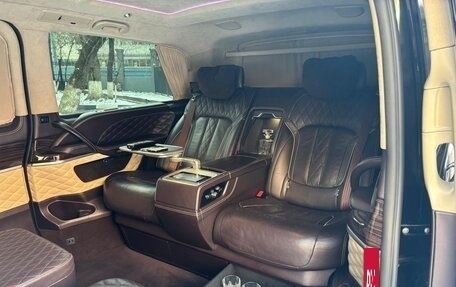 Mercedes-Benz V-Класс, 2020 год, 16 000 000 рублей, 14 фотография