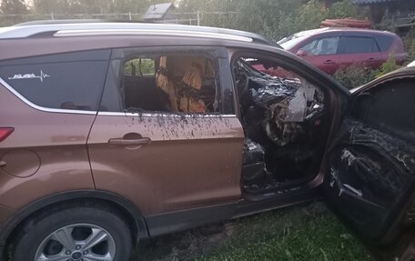 Ford Kuga III, 2013 год, 300 000 рублей, 2 фотография