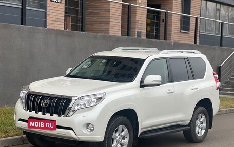 Toyota Land Cruiser Prado 150 рестайлинг 2, 2015 год, 4 499 000 рублей, 2 фотография