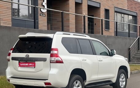 Toyota Land Cruiser Prado 150 рестайлинг 2, 2015 год, 4 499 000 рублей, 10 фотография