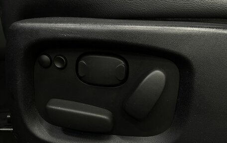 Land Rover Discovery III, 2009 год, 1 549 777 рублей, 16 фотография