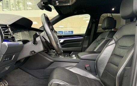 Volkswagen Touareg III, 2018 год, 3 890 000 рублей, 7 фотография