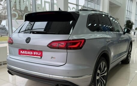 Volkswagen Touareg III, 2018 год, 3 890 000 рублей, 4 фотография