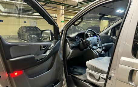 Hyundai H-1 II рестайлинг, 2018 год, 2 350 000 рублей, 10 фотография