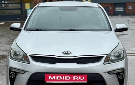 KIA Rio IV, 2017 год, 999 999 рублей, 2 фотография