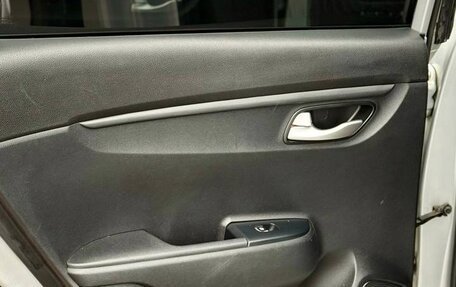 KIA Rio IV, 2017 год, 999 999 рублей, 23 фотография