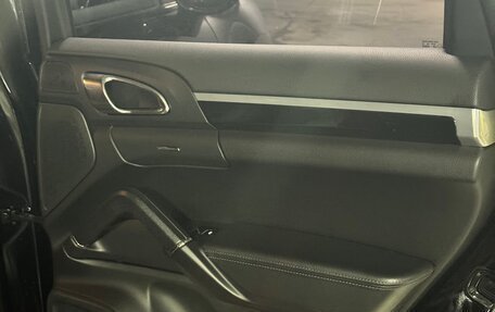 Porsche Cayenne III, 2011 год, 2 800 000 рублей, 13 фотография