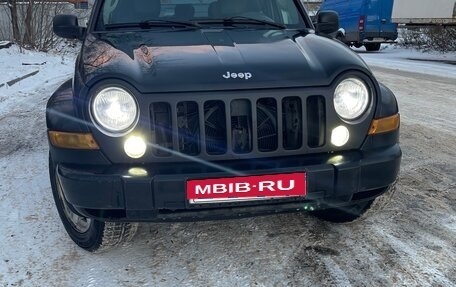 Jeep Cherokee, 2006 год, 750 000 рублей, 1 фотография
