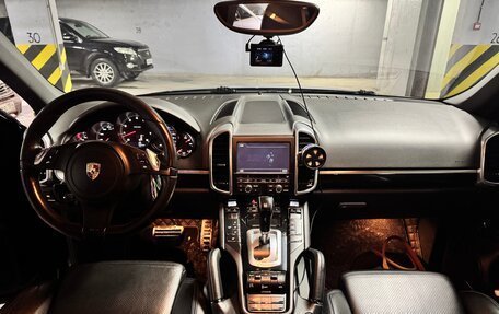 Porsche Cayenne III, 2011 год, 2 800 000 рублей, 24 фотография