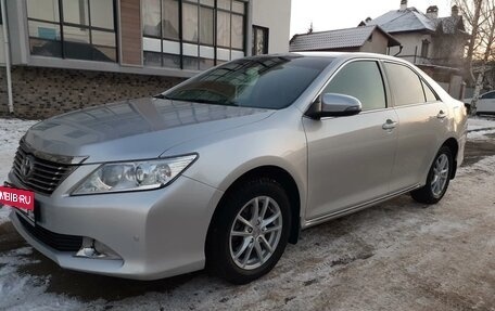 Toyota Camry, 2013 год, 1 350 000 рублей, 10 фотография