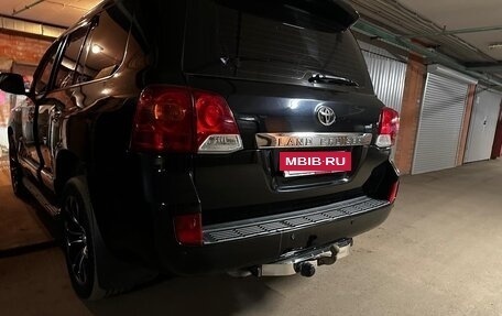 Toyota Land Cruiser 200, 2012 год, 2 890 000 рублей, 19 фотография