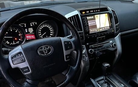 Toyota Land Cruiser 200, 2012 год, 2 890 000 рублей, 16 фотография