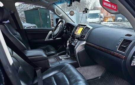 Toyota Land Cruiser 200, 2012 год, 2 890 000 рублей, 11 фотография