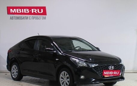 Hyundai Solaris II рестайлинг, 2021 год, 1 299 000 рублей, 3 фотография