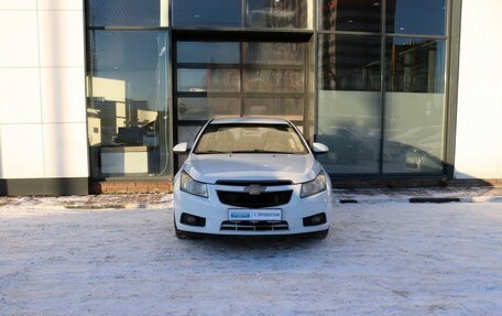 Chevrolet Cruze II, 2010 год, 599 000 рублей, 8 фотография