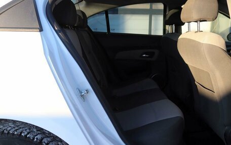 Chevrolet Cruze II, 2010 год, 599 000 рублей, 12 фотография