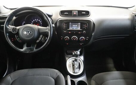 KIA Soul II рестайлинг, 2016 год, 1 379 000 рублей, 10 фотография