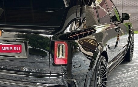 Rolls-Royce Cullinan, 2024 год, 57 000 000 рублей, 2 фотография