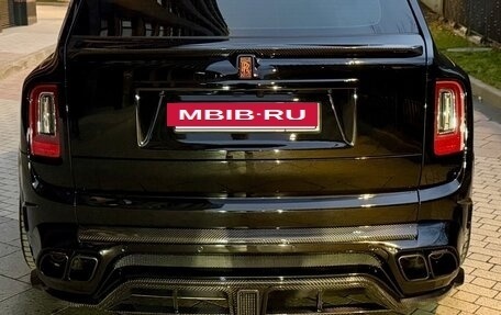 Rolls-Royce Cullinan, 2024 год, 57 000 000 рублей, 4 фотография