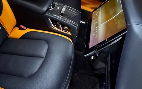 Rolls-Royce Cullinan, 2024 год, 57 000 000 рублей, 21 фотография