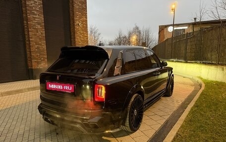 Rolls-Royce Cullinan, 2024 год, 57 000 000 рублей, 32 фотография