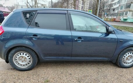 KIA cee'd I рестайлинг, 2012 год, 700 000 рублей, 3 фотография