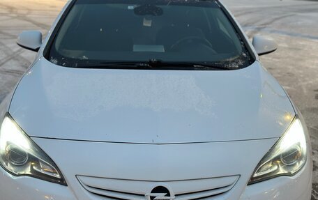 Opel Astra J, 2012 год, 600 000 рублей, 3 фотография