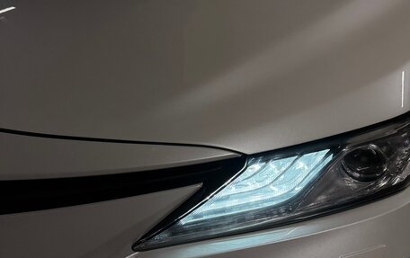 Toyota Camry, 2021 год, 3 999 999 рублей, 9 фотография