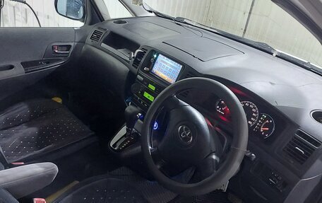 Toyota Corolla Spacio II, 2003 год, 500 000 рублей, 10 фотография