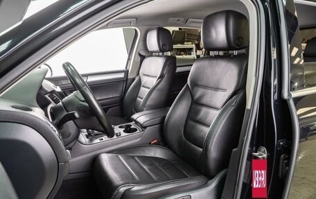 Volkswagen Touareg III, 2012 год, 1 999 000 рублей, 5 фотография